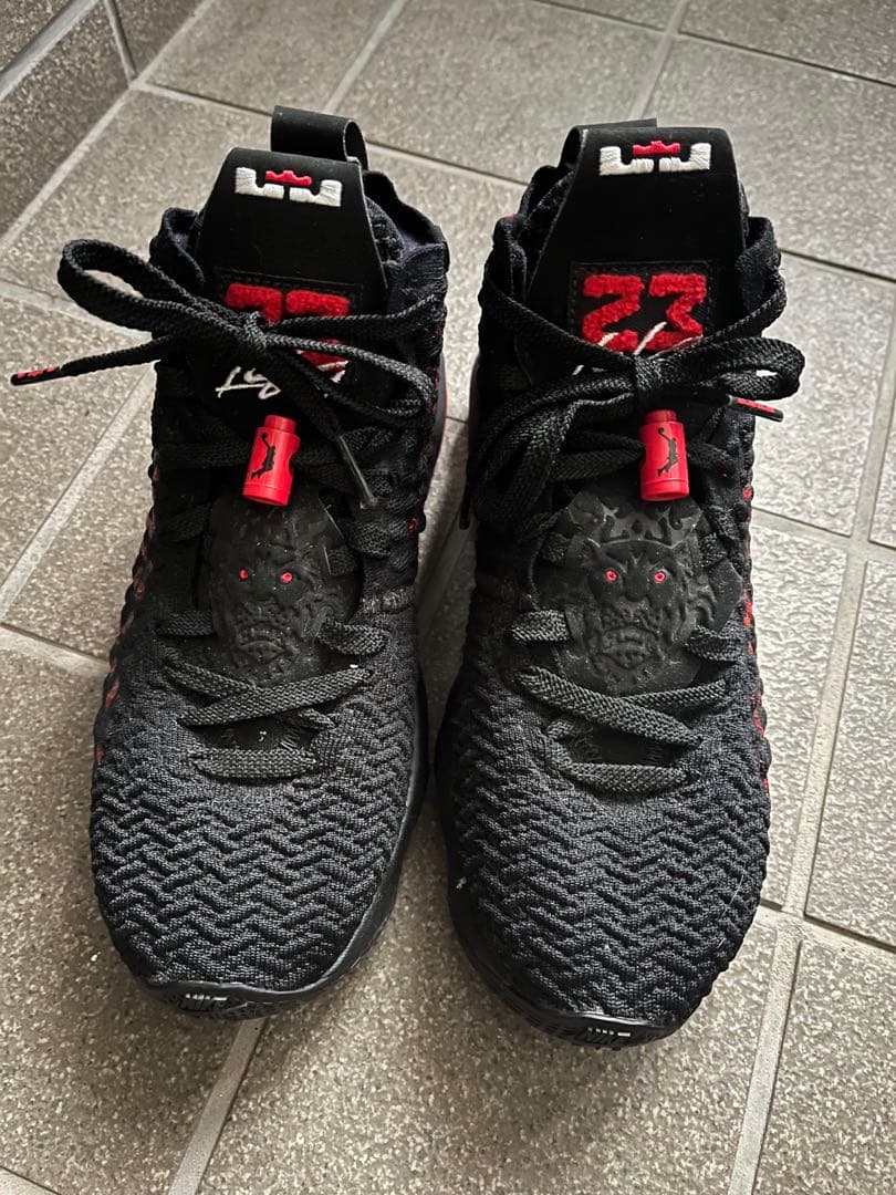 ナイキ LeBron 17 ブラック/レッド　23センチ