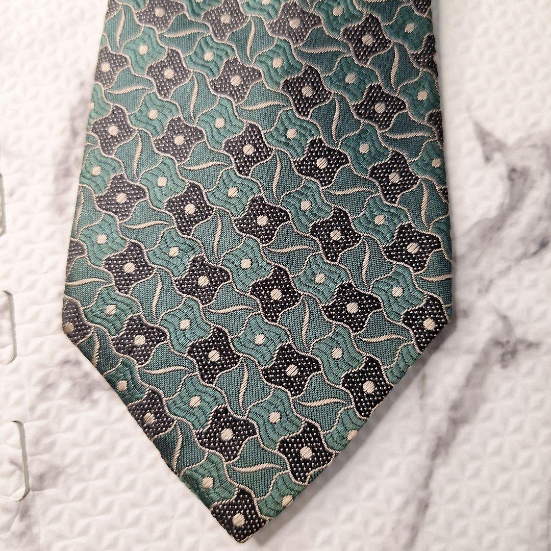 Christian Dior 緑系 パターン SILK100% ネクタイ