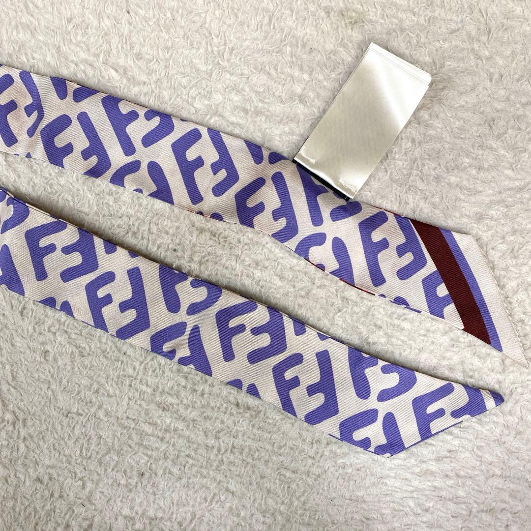 【未使用品】FENDI ラッピー FFロゴ　フローラル　シルク100%