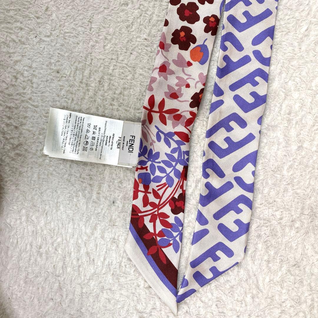 【未使用品】FENDI ラッピー FFロゴ　フローラル　シルク100%