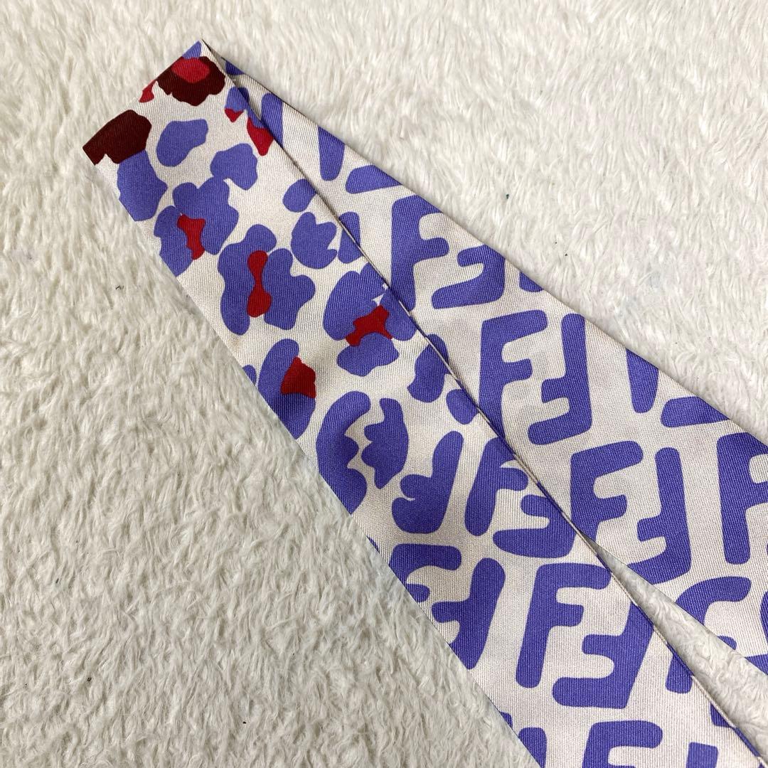 【未使用品】FENDI ラッピー FFロゴ　フローラル　シルク100%