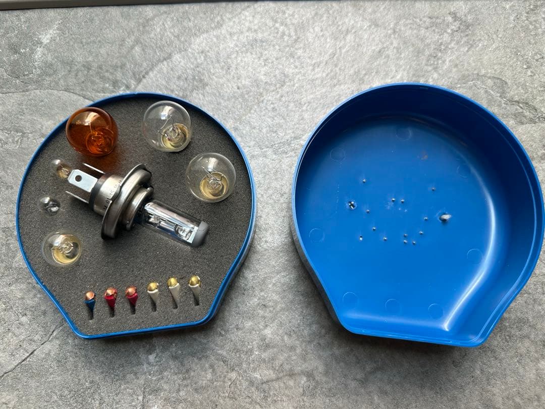 空冷VW純正 12V バルブ&ヒューズセット w/BOX