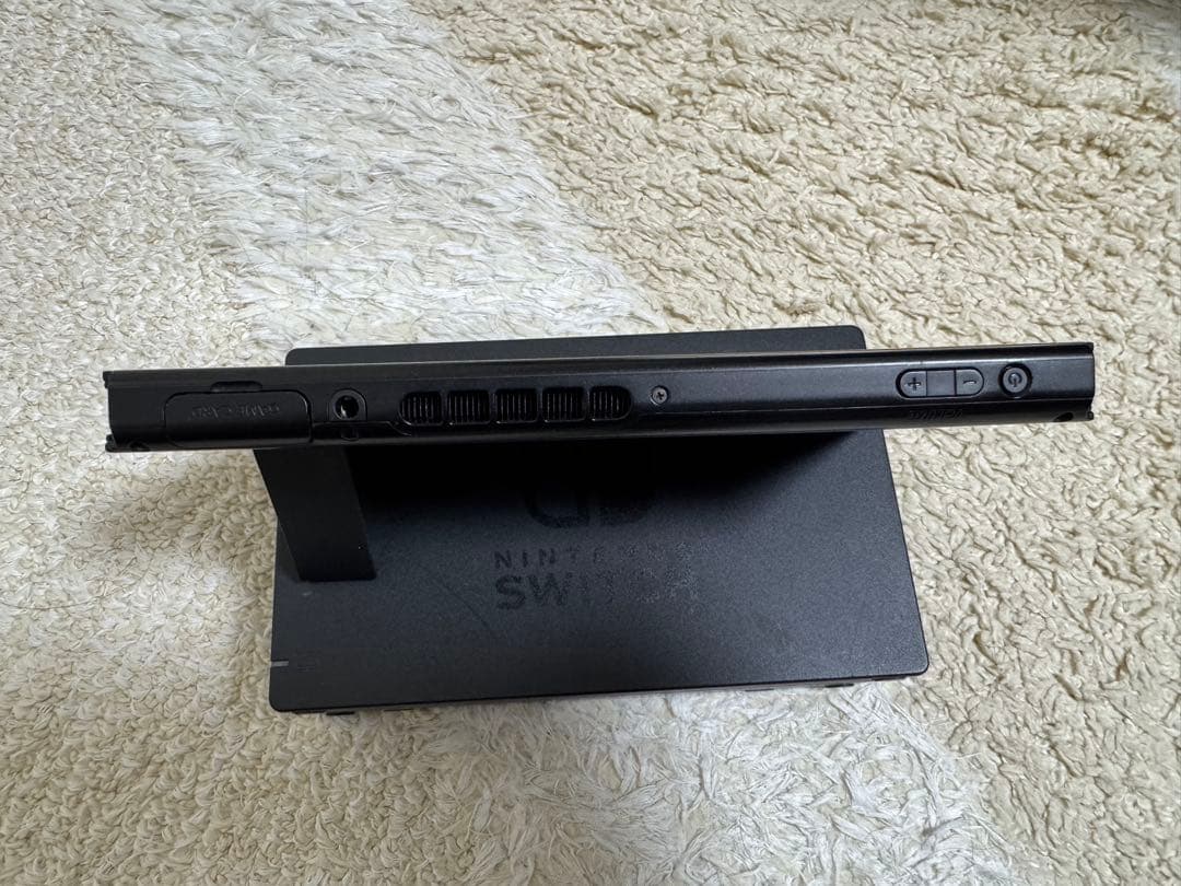 Nintendo Switch ネオンブルー/レッド +おまけコントローラー2個