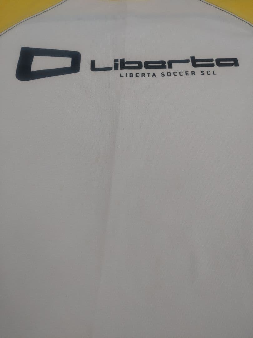 【上:160/下:M】 liberta サッカーウェアセット Tシャツとショーツ