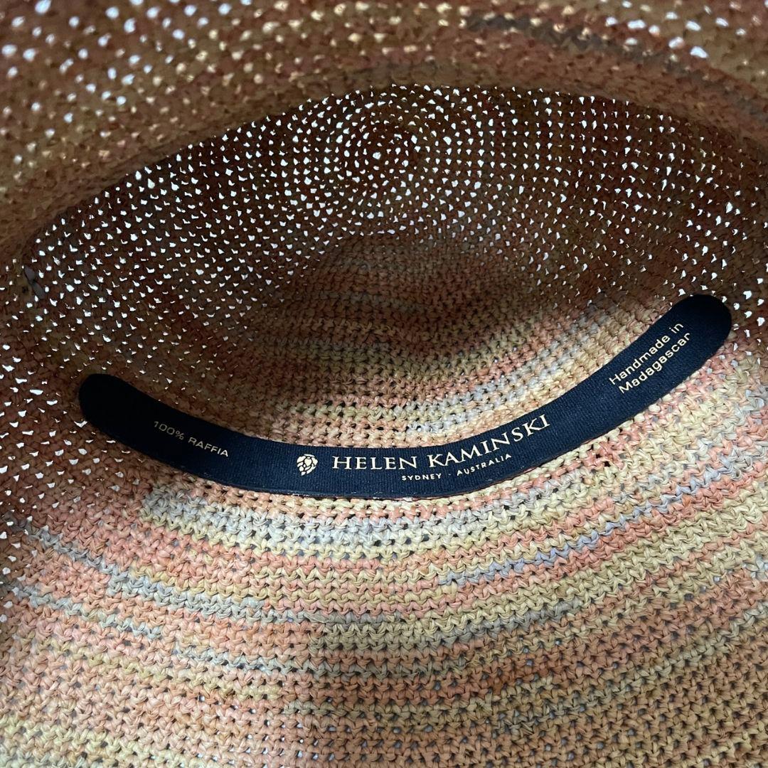 ヘレンカミンスキーハットラフィアプロヴァンス　麦わら帽子ロゴ金具