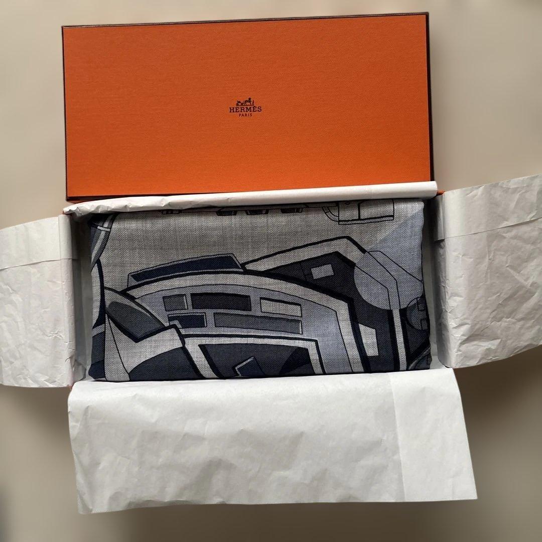 HERMES カシミヤシルクカレ100 ＜ネオ・ブランデンブルク＞タグ付き