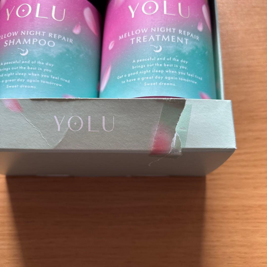 YOLU サクラ&ピュアゼリー　シャンプー　トリートメント　3セット