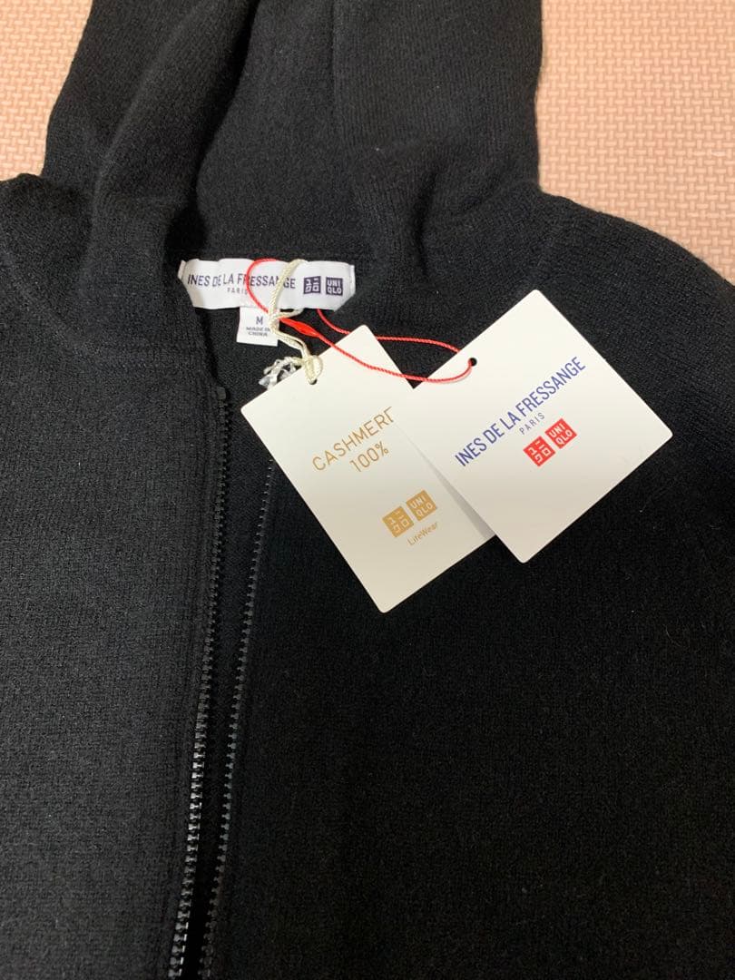 UNIQLO イネスドラフレサンジュ　カシミヤ100% パーカー Mサイズ