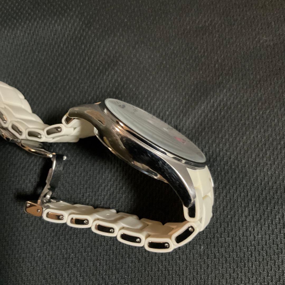 エンポリオアルマーニ腕時計　ジャンク品 白ラバー