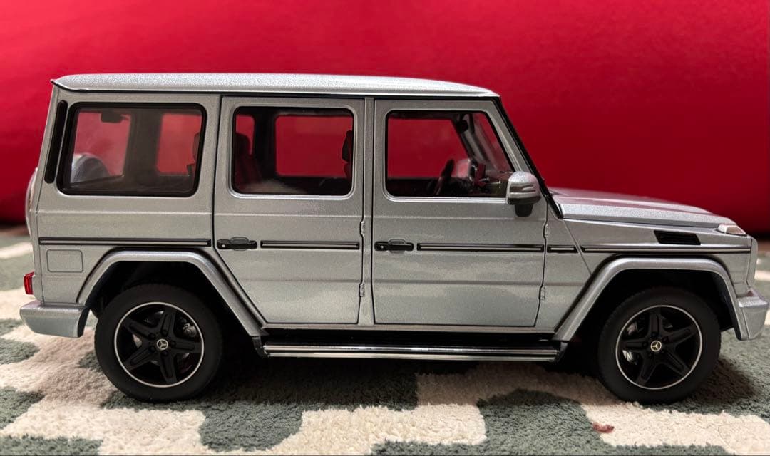 メルセデス ベンツ Gクラス ゲレンデ 1/18