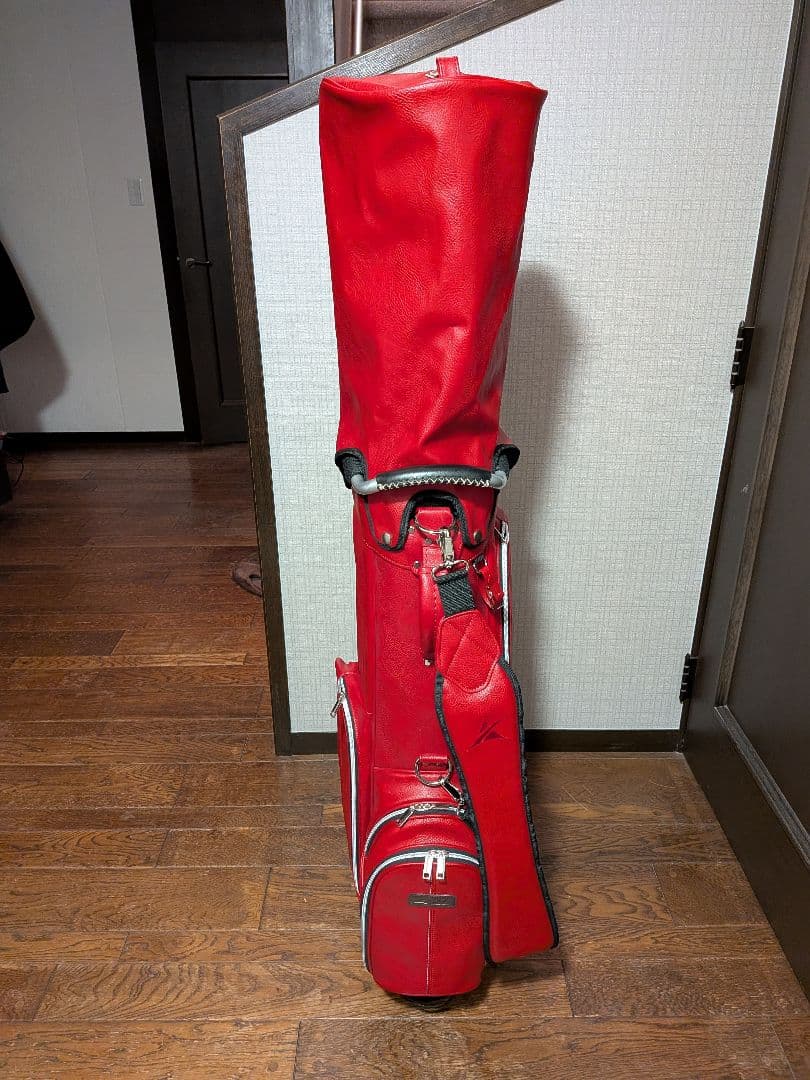 【極美品/お洒落】ゴルフバッグ スタンド式　キャディーバッグ　AXEL レザー