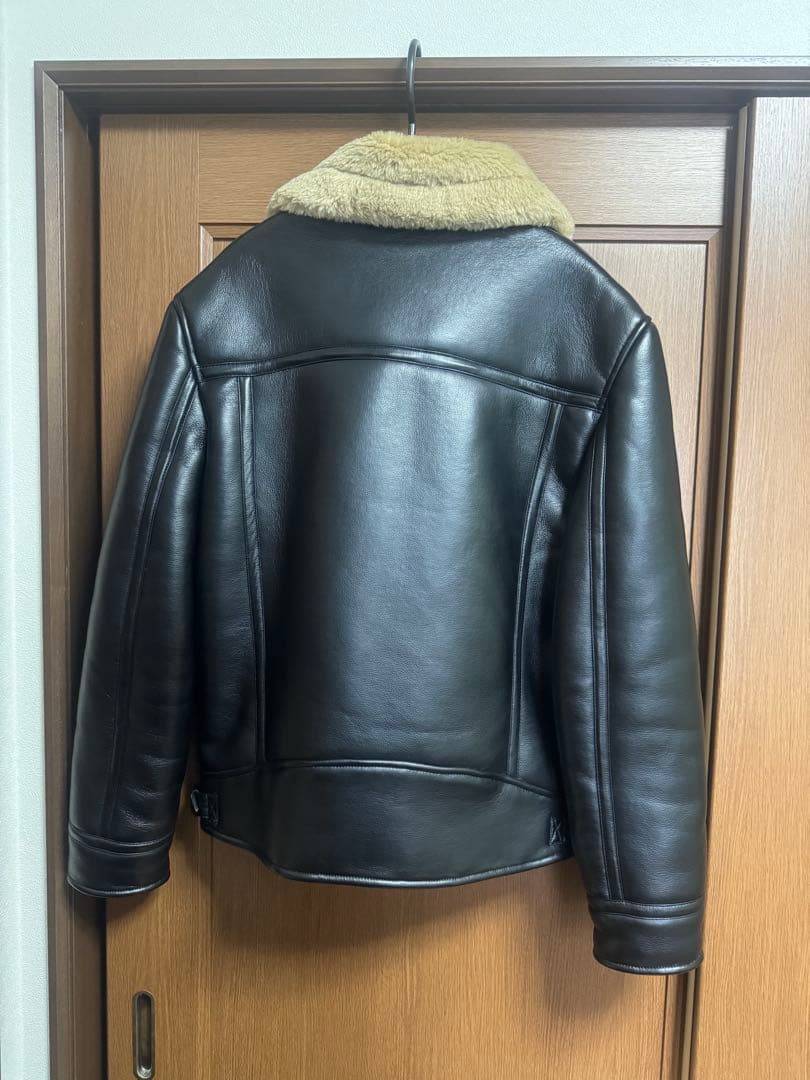 ZARA ブラックレザージャケット ファー付き