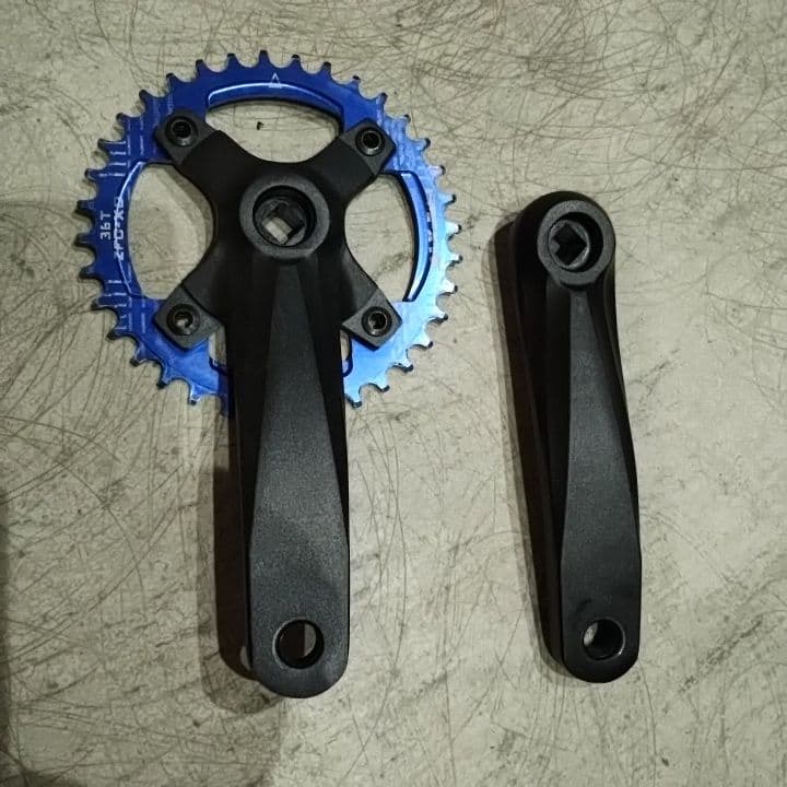 期間限定発送可！広島より。TREK ジュニア/キッズ　ロードバイク　24インチ