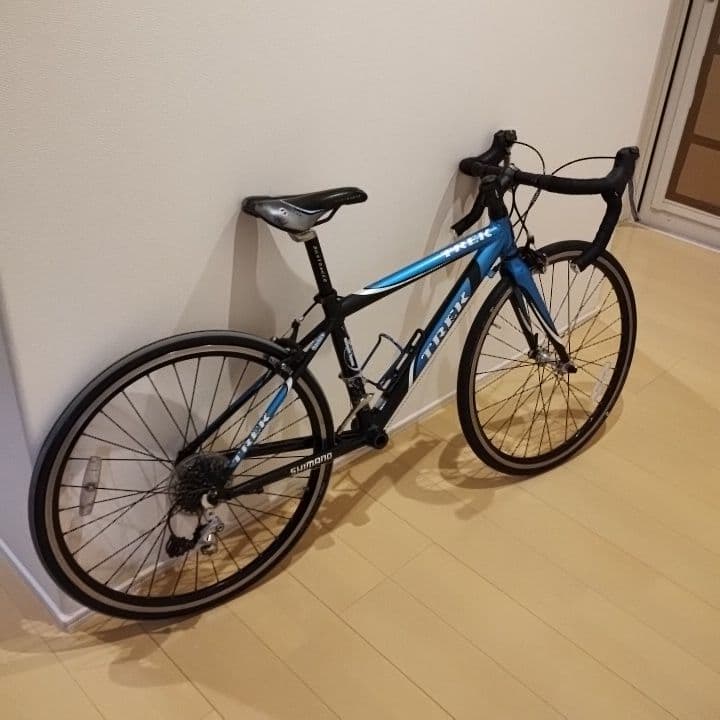 期間限定発送可！広島より。TREK ジュニア/キッズ　ロードバイク　24インチ