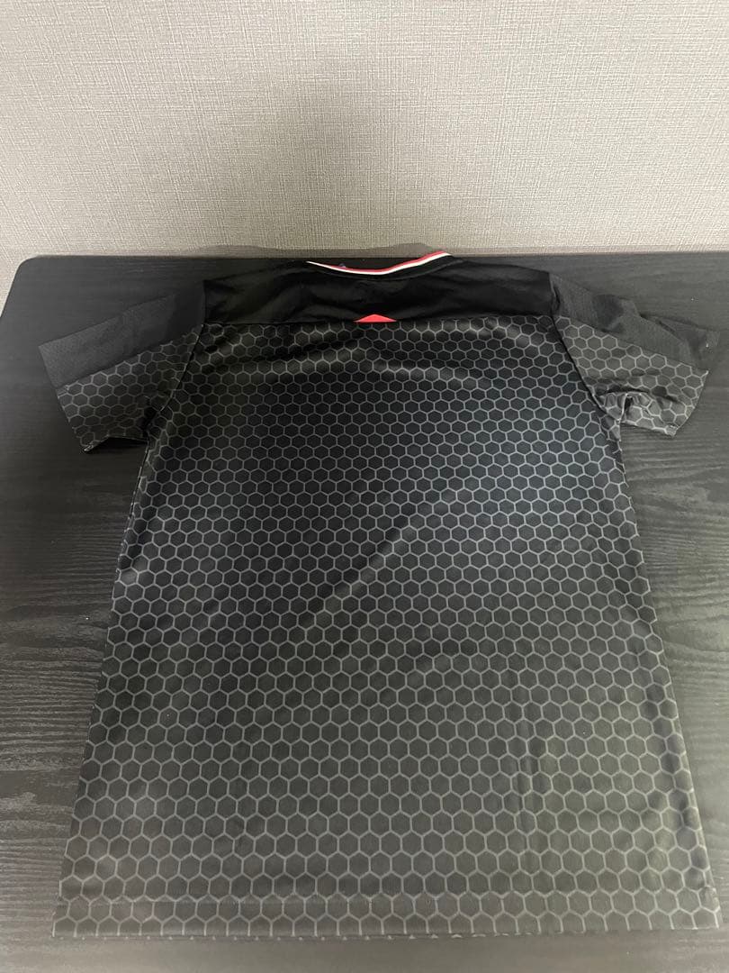 アクセルセンモデル　YONEX バドミントンウェア M 黒/赤/白