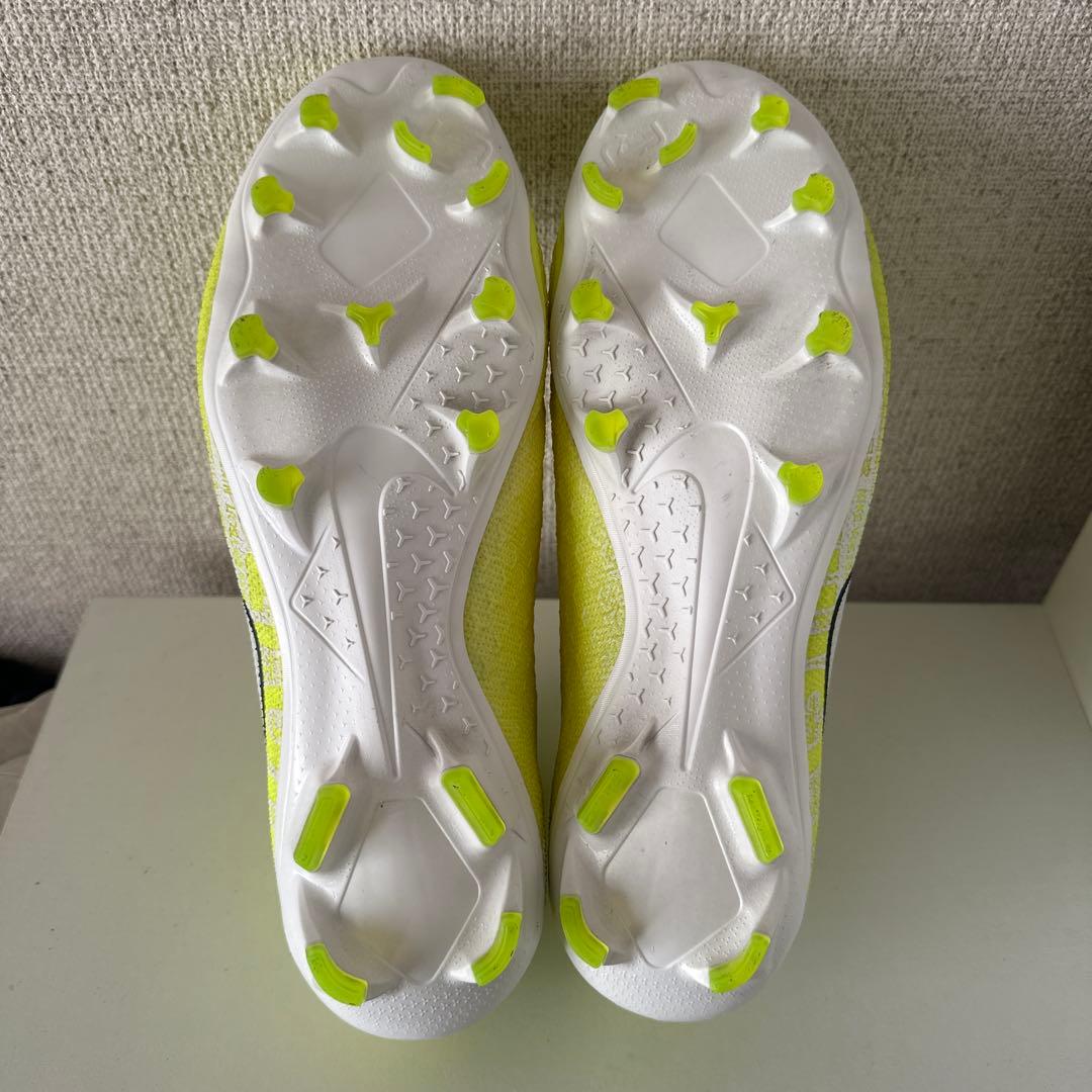 NIKE ファントムビジョン FG ACC