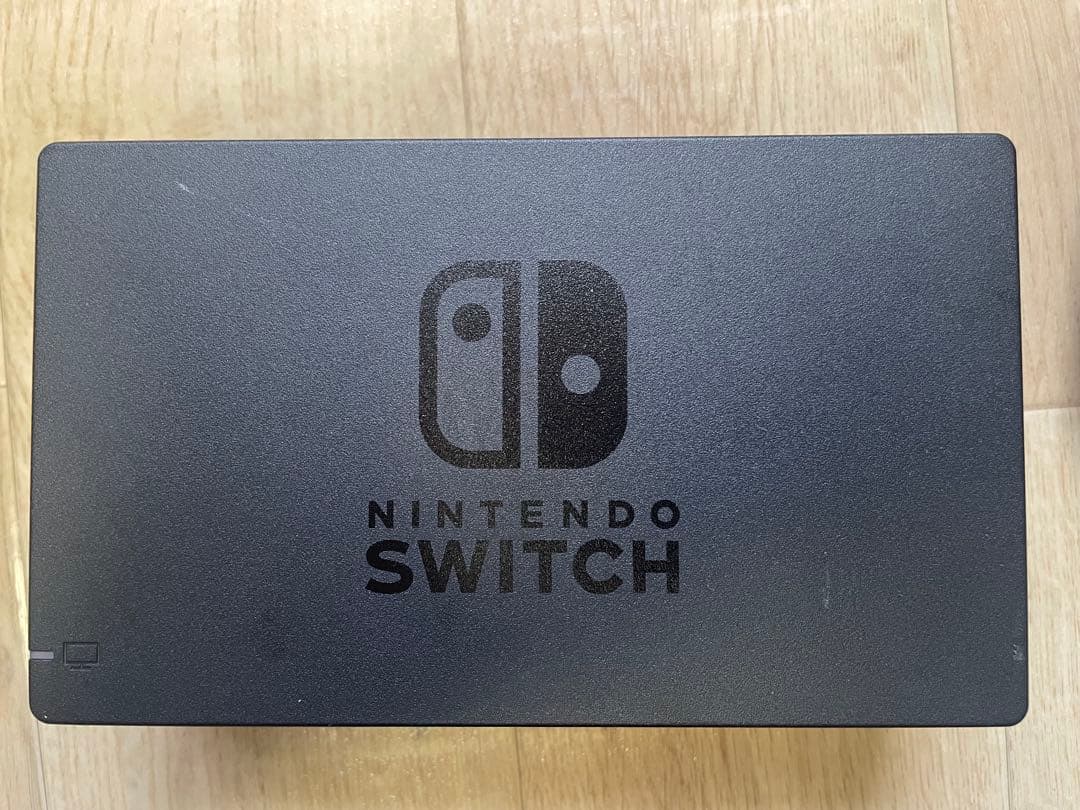 Nintendo Switch 本体 黒/紫/黄