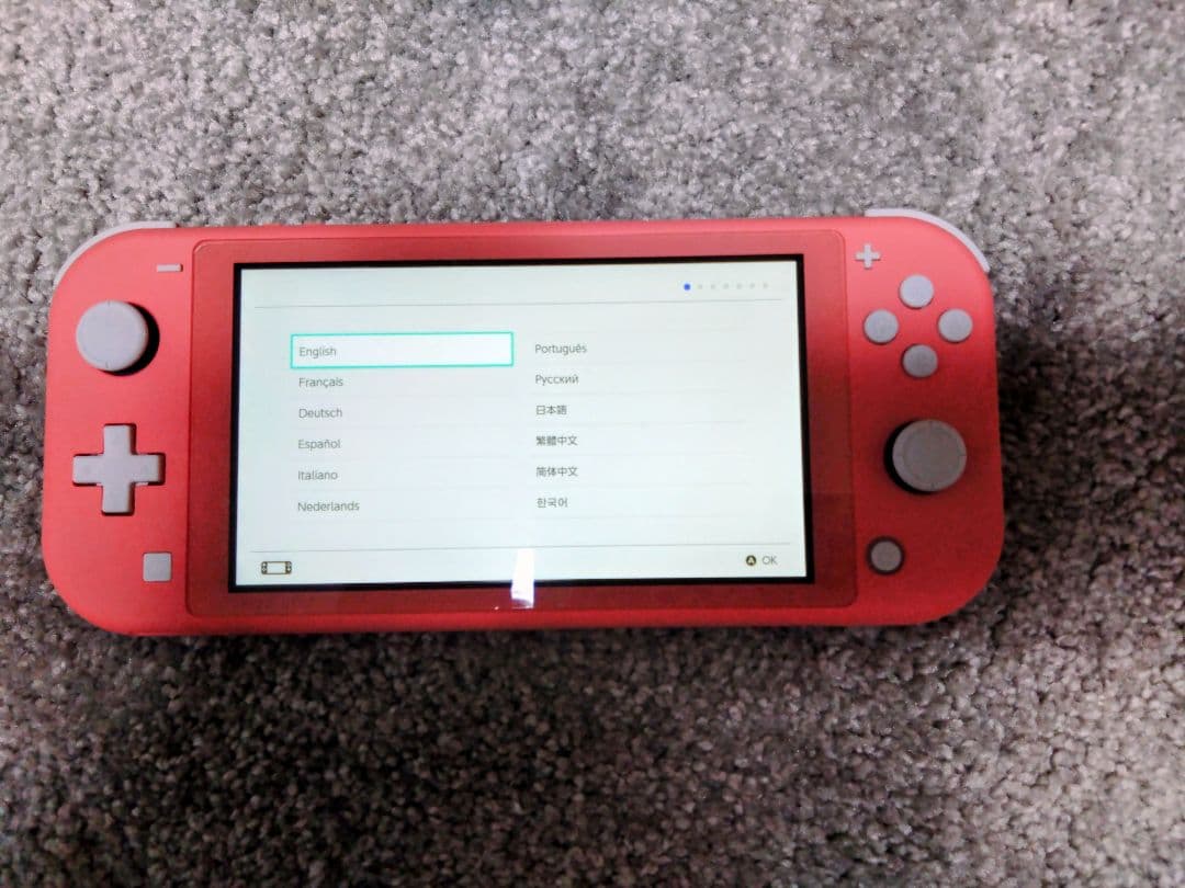 美品　Nintendo Switch Lite コーラル 本体