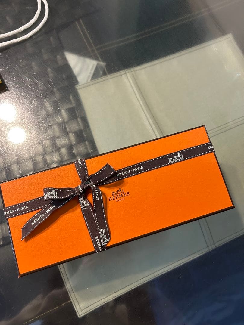 ☆*☆様 HERMES 未使用 シルクスカーフ 紙袋付き