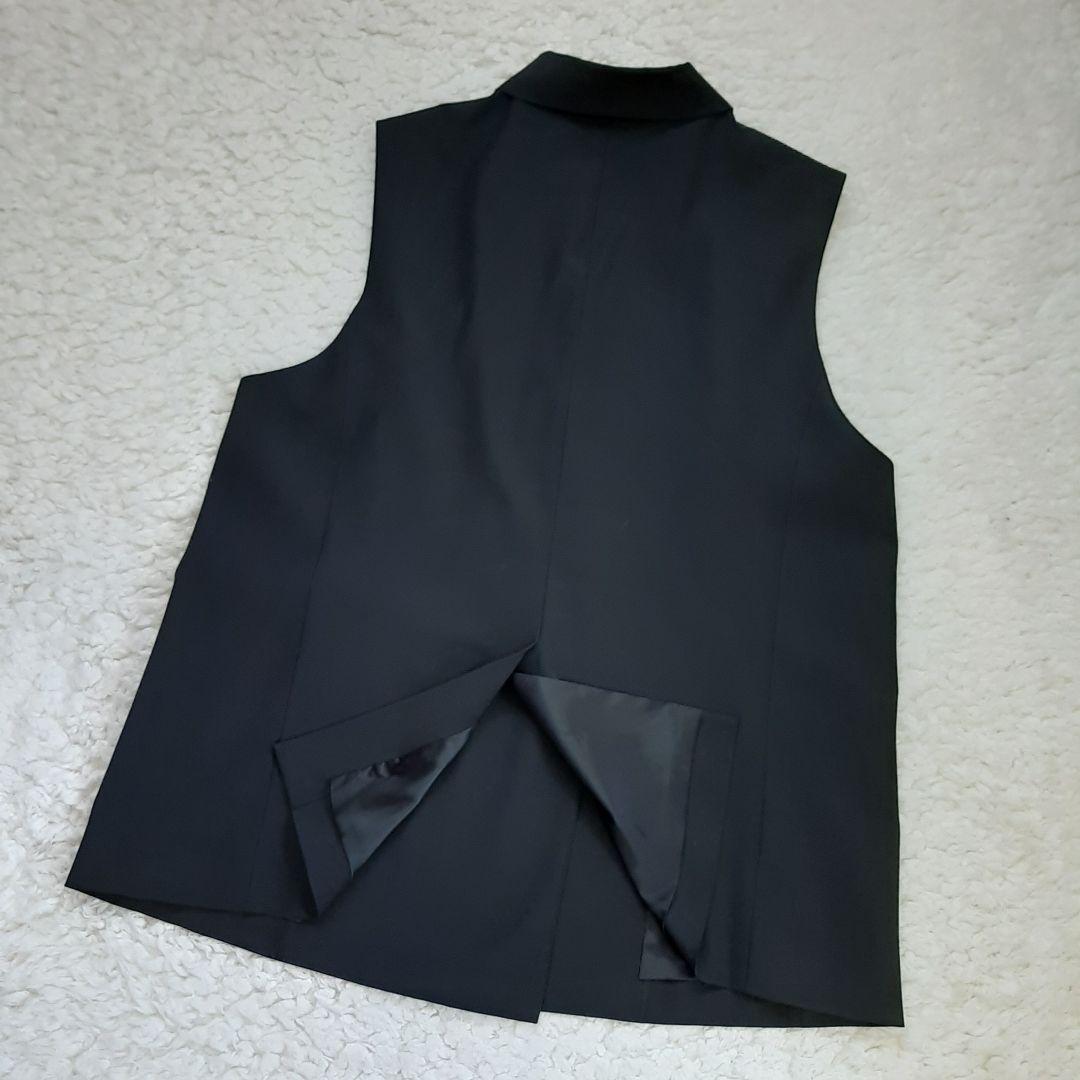 美品　アンタイトル　ジレ ベスト ブラック ダブルボタンジレ　大きいサイズ5L