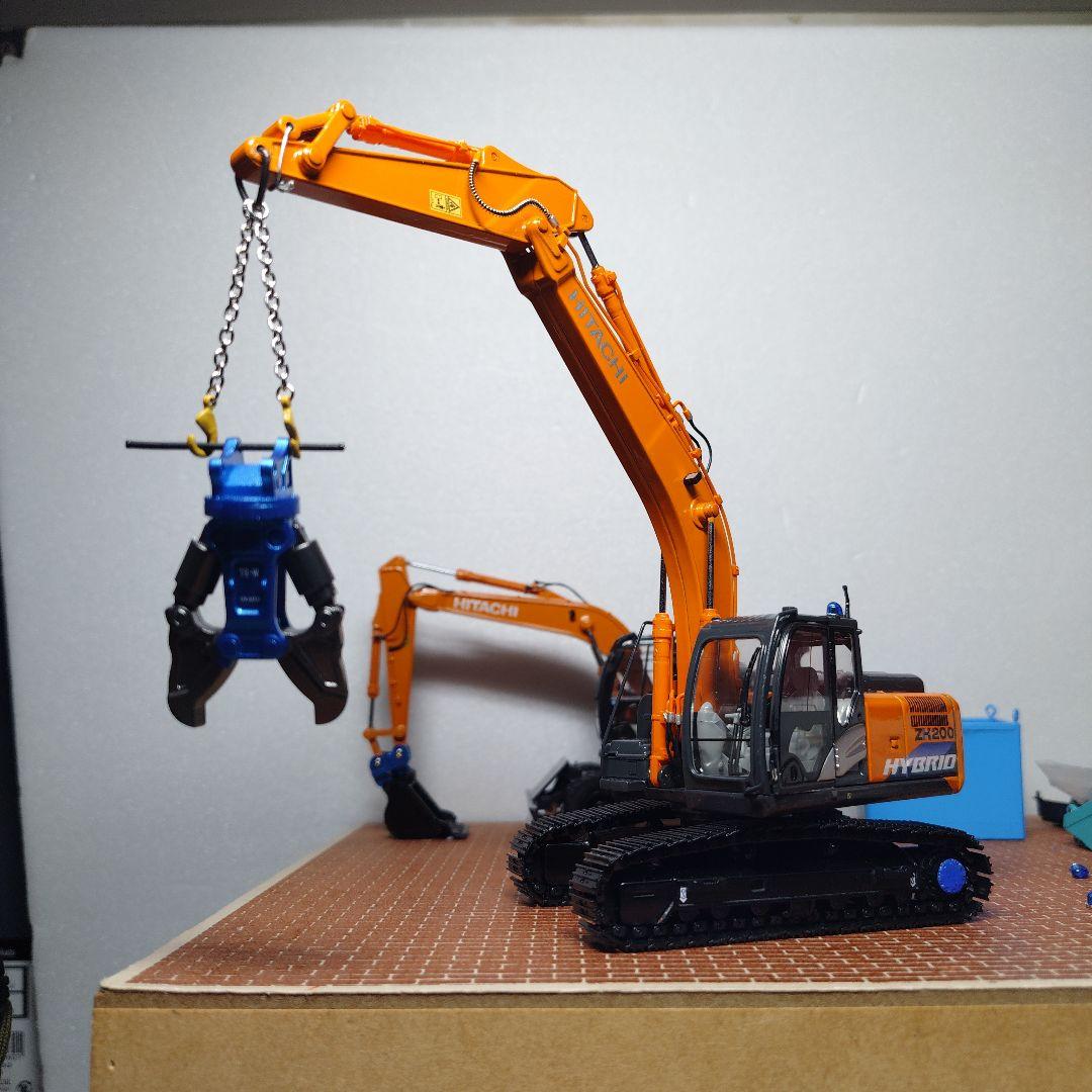 HITACHI ZH200 クレーン仕様機(1/50) 日立建機 ZAXIS