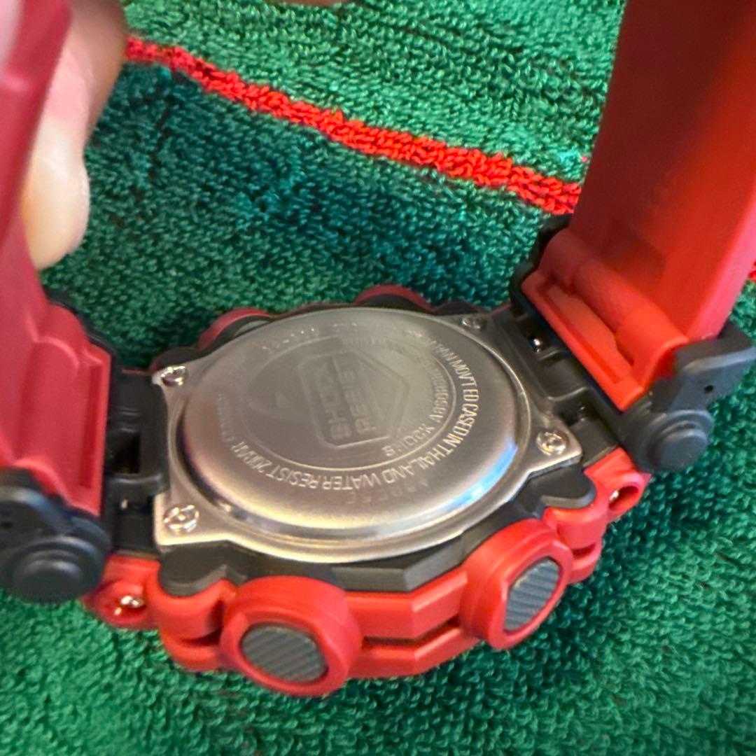 G-SHOCK GA-900-4AJF CASIO 赤