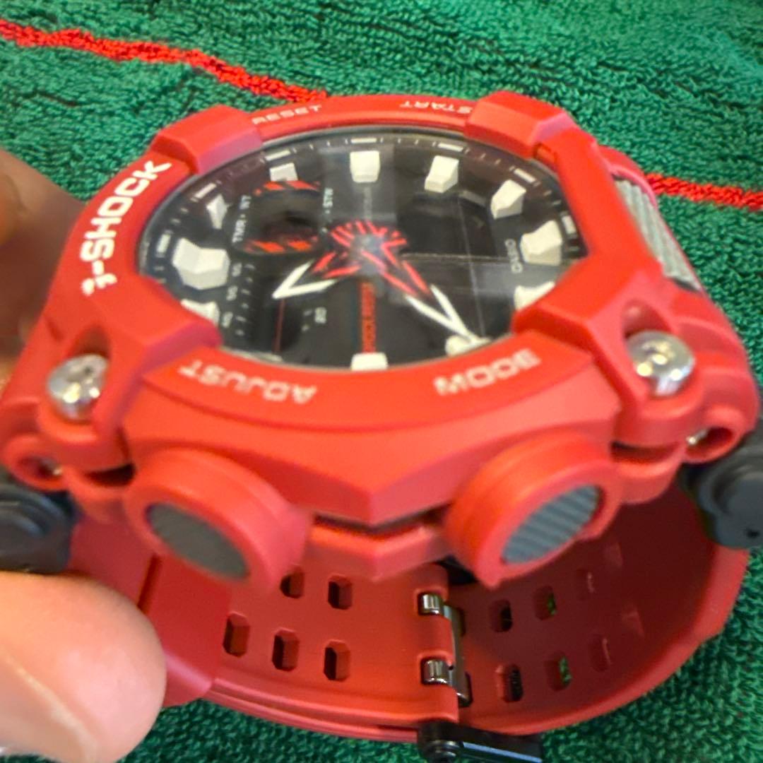 G-SHOCK GA-900-4AJF CASIO 赤