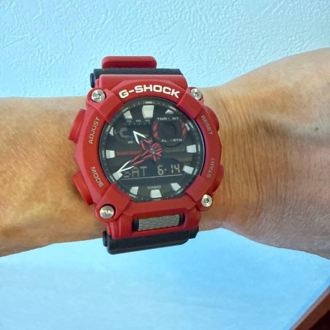 G-SHOCK GA-900-4AJF CASIO 赤