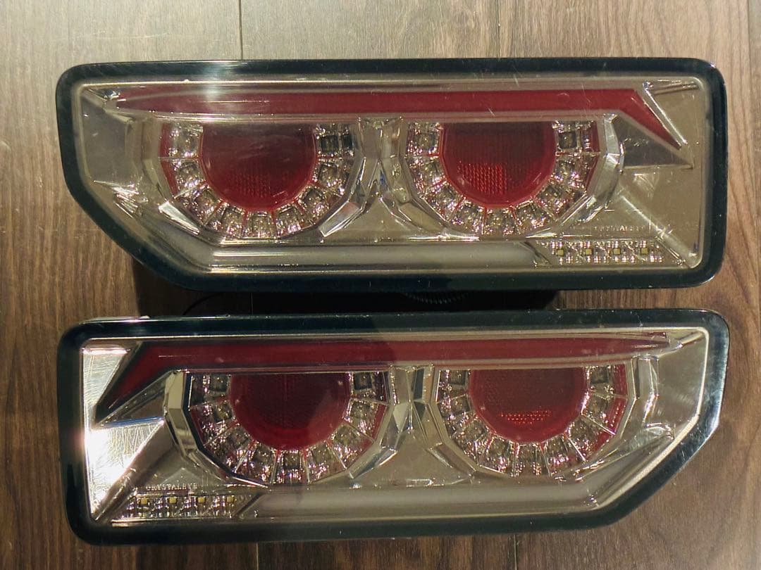 ジムニーJB64・JB74用バルカンファイバーシーケンシャル LEDテールランプ