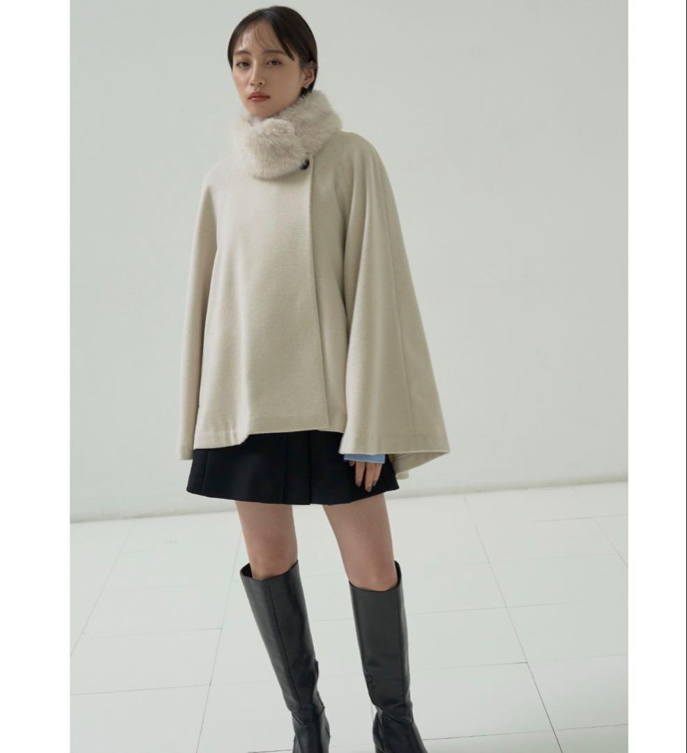 ショートケープコート　snidel