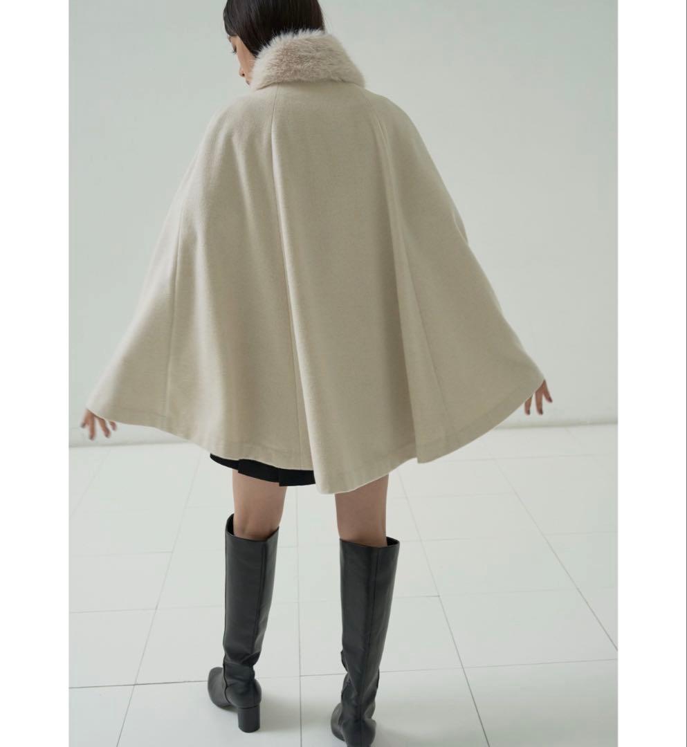 ショートケープコート　snidel