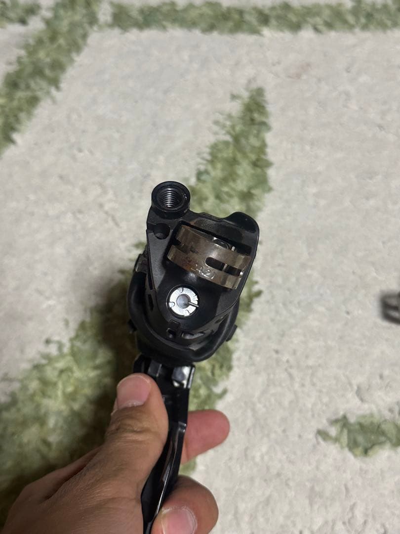 ULTEGRA r8000油圧11s STI破損あり