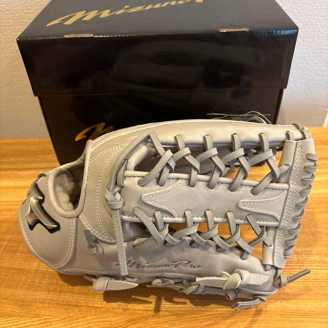 完売品　イチロー限定　硬式用　ミズノプロ　外野手用　定価72,600円　グラブ