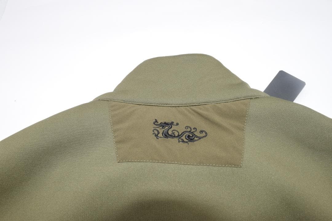 新品☆ダンスウィズドラゴン ドライ&フリーモーションキルト ベスト☆カーキ☆XL
