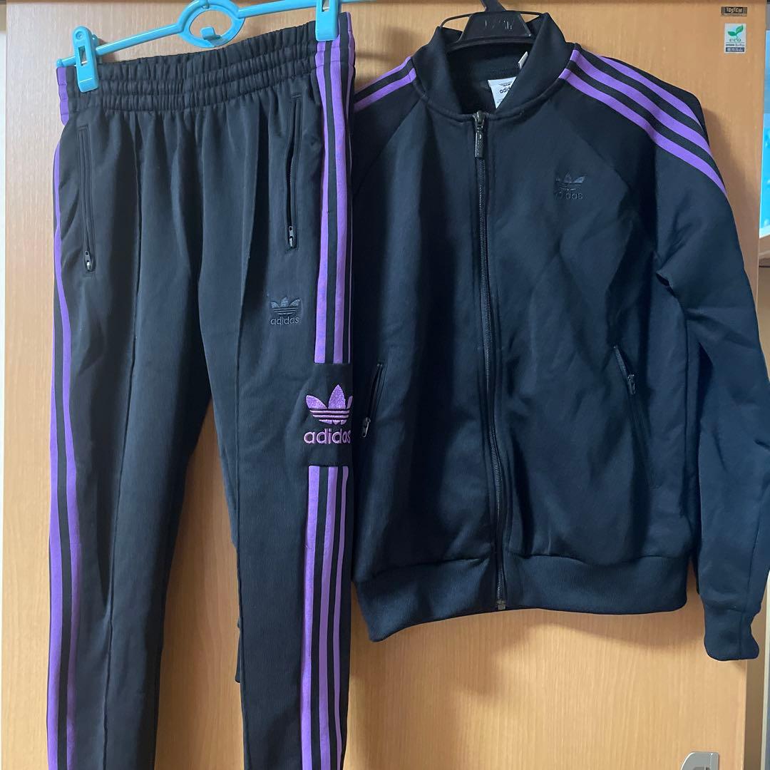 adidasジャージ　セットアップ人気　スポーツウェア