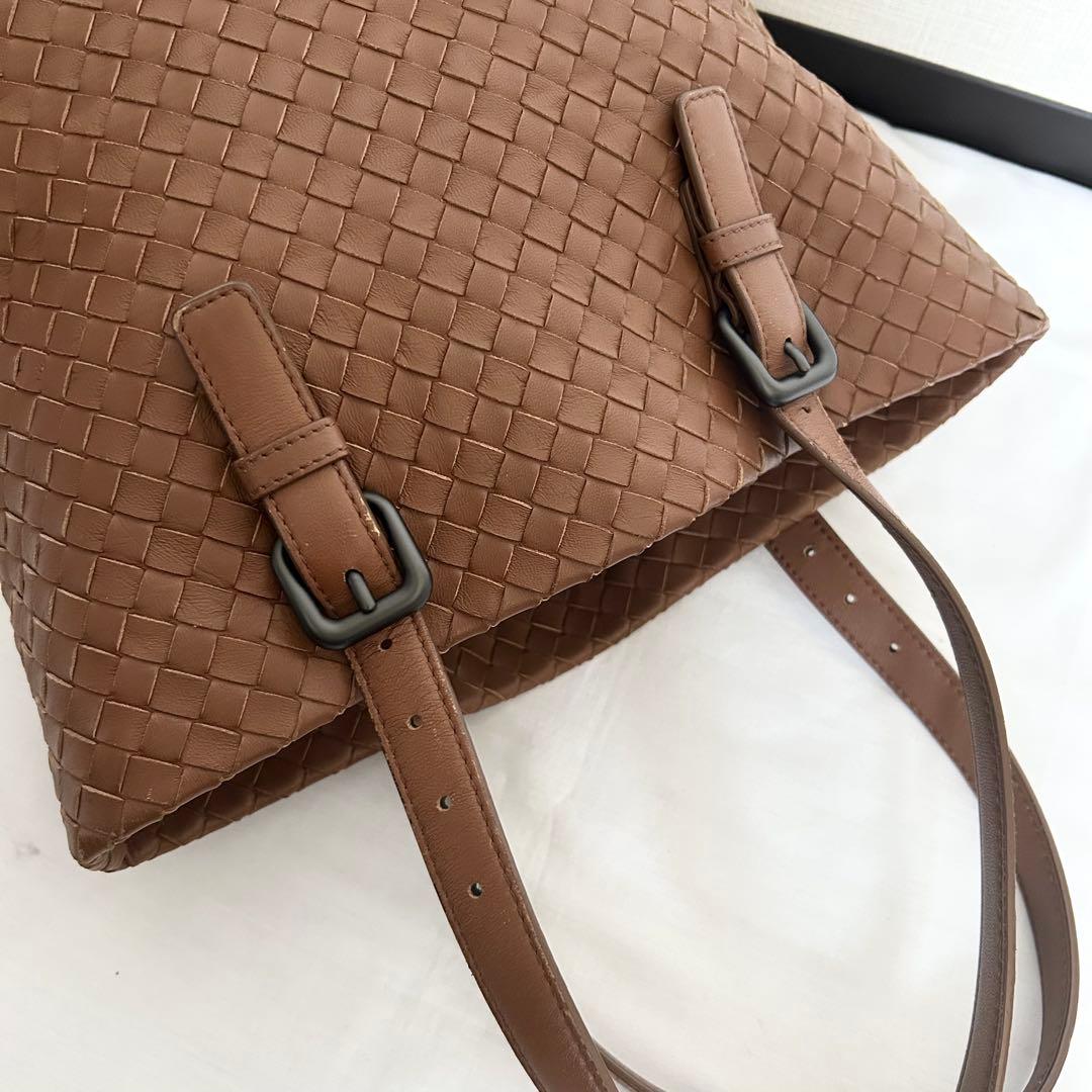 ■高級感■BOTTEGA VENETA イントレチャート　トートバッグ　ブラウン