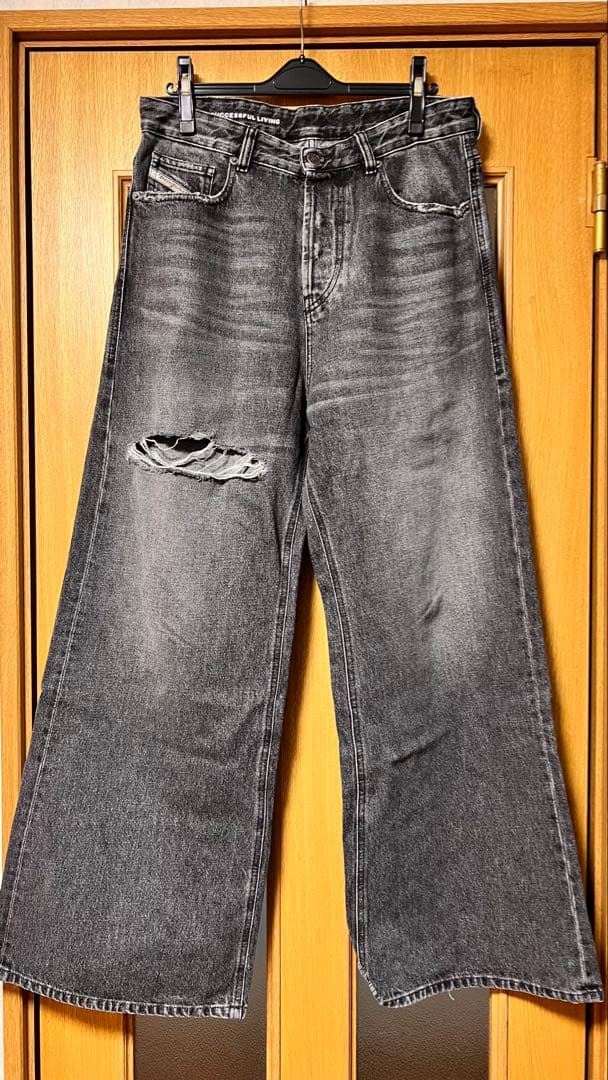 【美品】DIESEL d-sire w28 l30