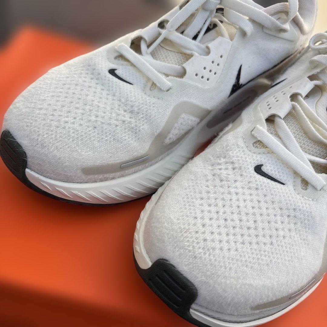 【美品】NIKE STRUCTURE 26（ストラクチャー26）27.0cm