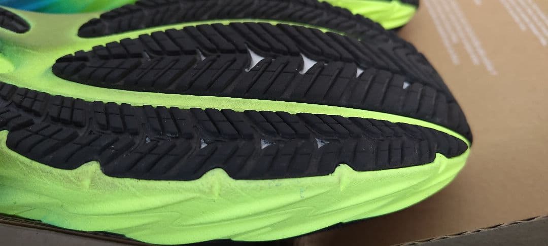 PUMA　Velocity NITRO４　ヴェロシティニトロ４　26.5cm