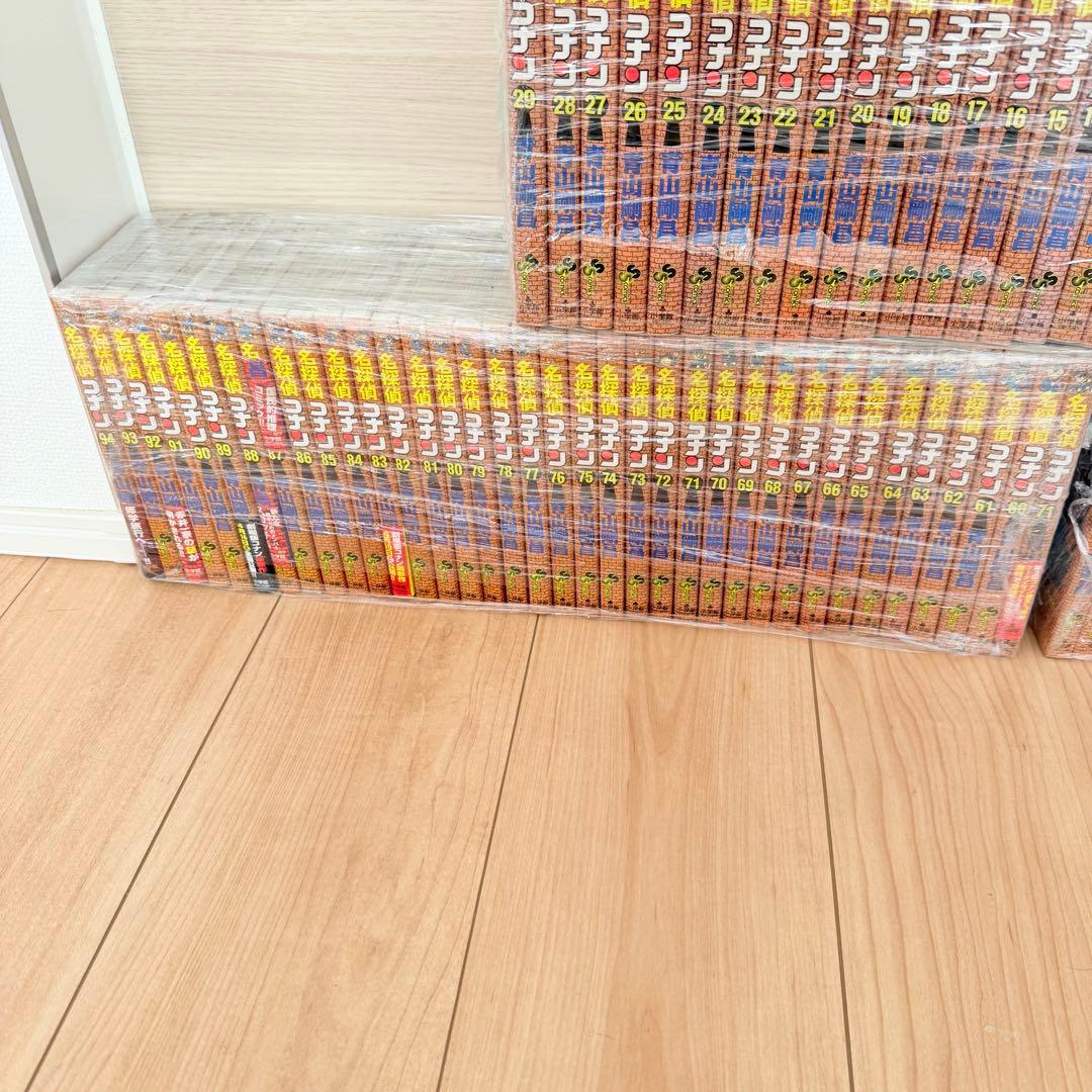 名探偵コナン　小学館　青山剛昌　アニメ　少年漫画　1巻-94巻