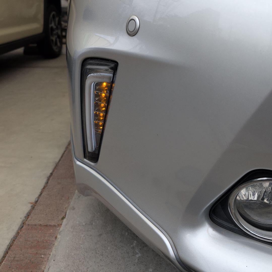 プリウスα40系 前期 REVIER Ver2 LED ウインカー