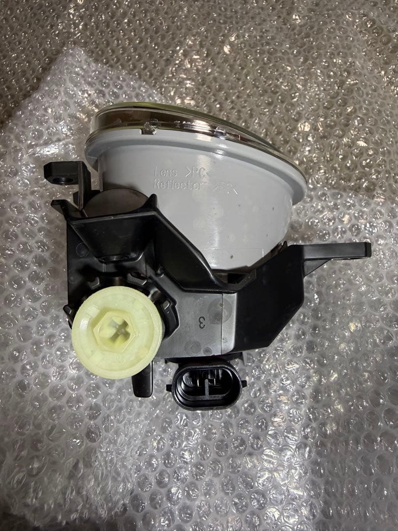 TOYOTA フォグランプ H16 12V 19W 新品