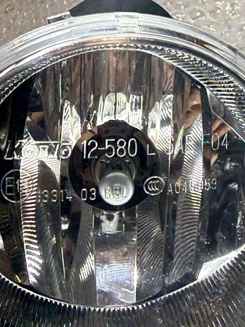 TOYOTA フォグランプ H16 12V 19W 新品