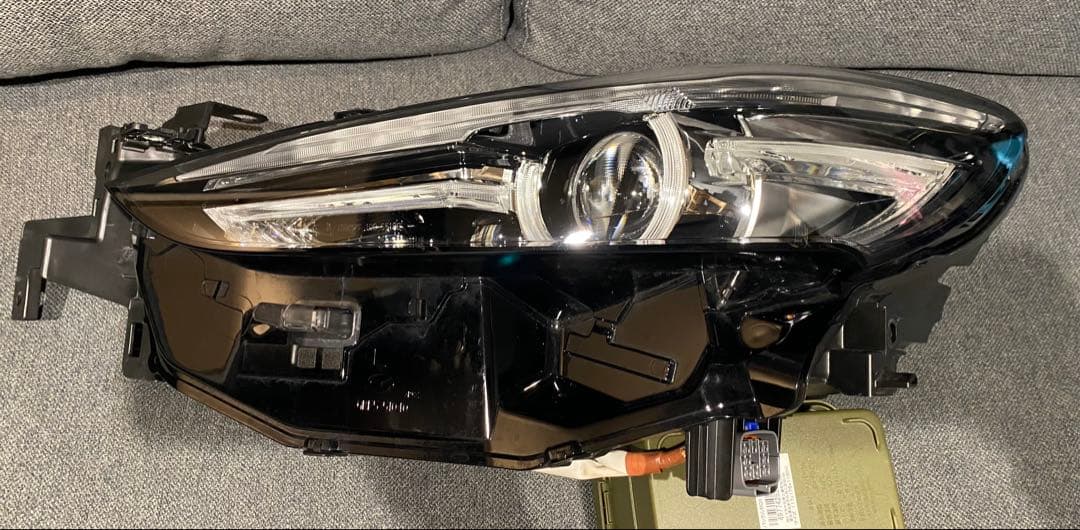 LED ヘッドライト MAZDA6 アテンザ　助手席側　左美品　GJ