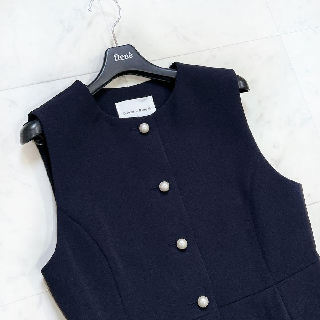 美品 25SS クチュールブローチ ダブルクロスペプラムジレ ハレの日 ネイビー