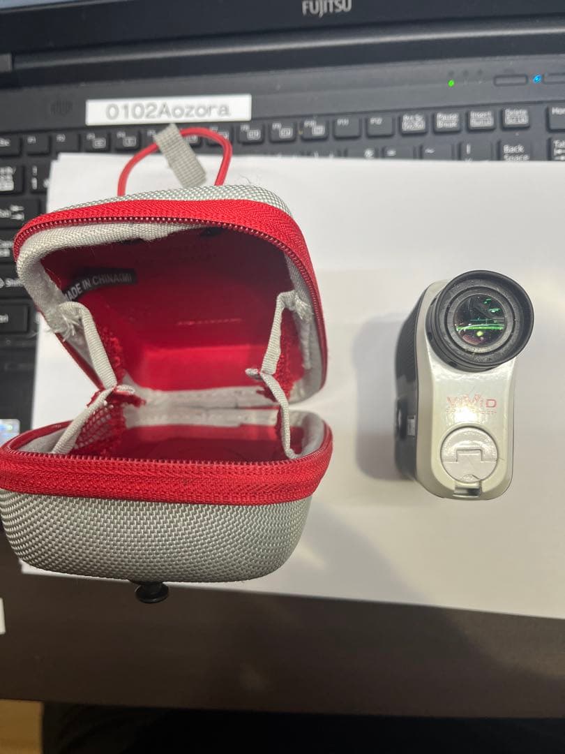 Bushnell Tour Z6 ゴルフ用距離計 ケース付き