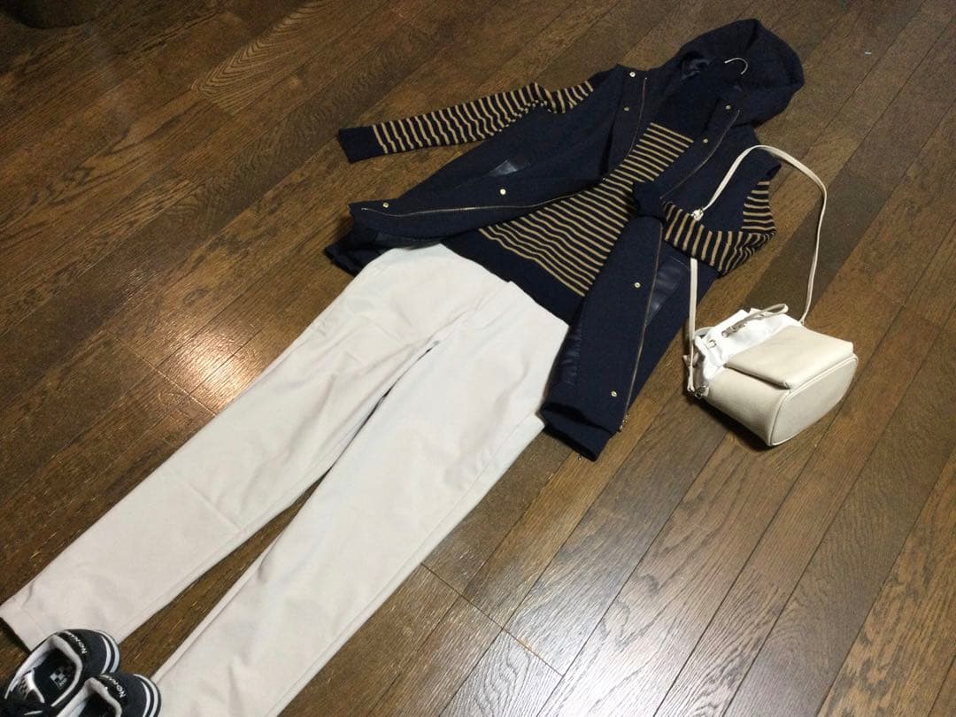 ウール混ダブルクロス中わた入りジレ　ネイビー