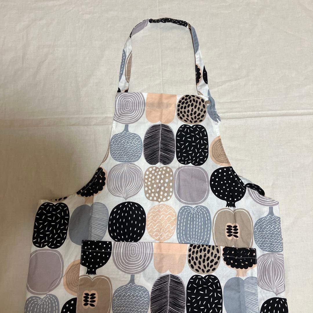 marimekko 幾何学模様 エプロン　コンポッティデザイン