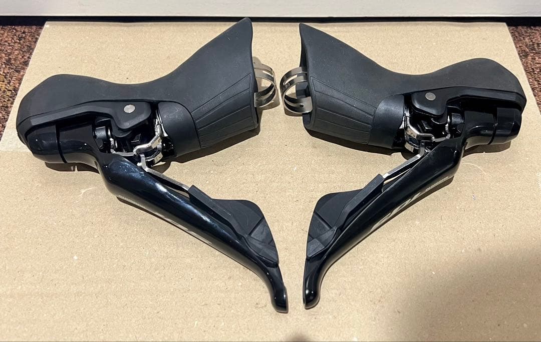 SHIMANO 105 ST-R7020油圧 STIレバー 2x11S