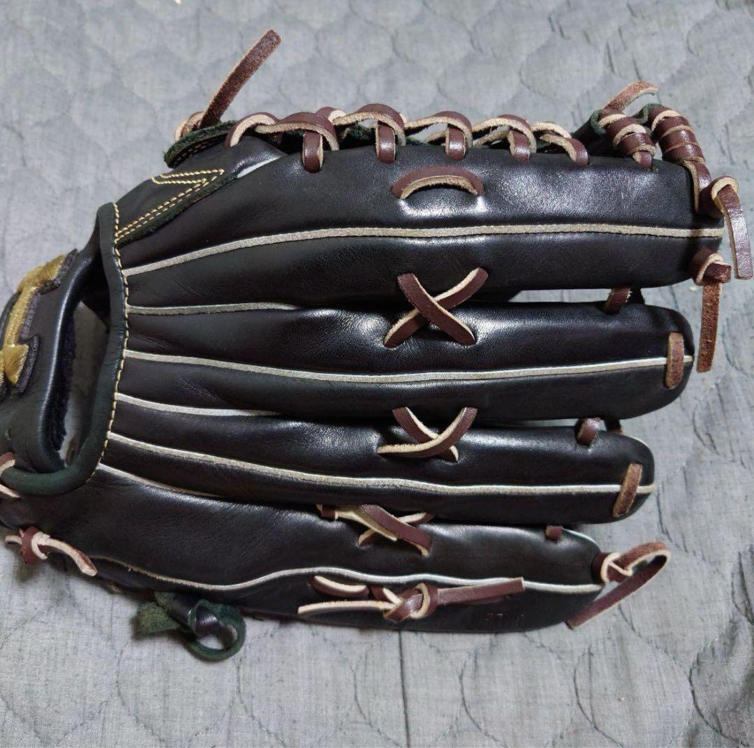 超美品Under Armour 軟式グローブ ダークブラウン
